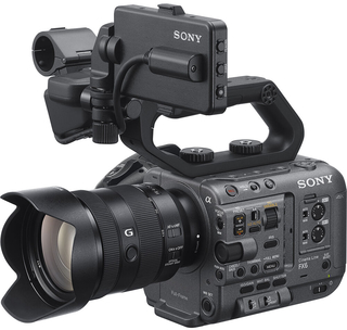 Видеокамера Sony FX6 Kit 24-105mm f/4 (ILME-FX6TK)