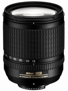 Объектив Nikon 18-135 mm f/ 3.5-5.6G IF-ED AF-S DX Zoom-Nikkor (s/ n:3011029) + Бленда Б/ У
